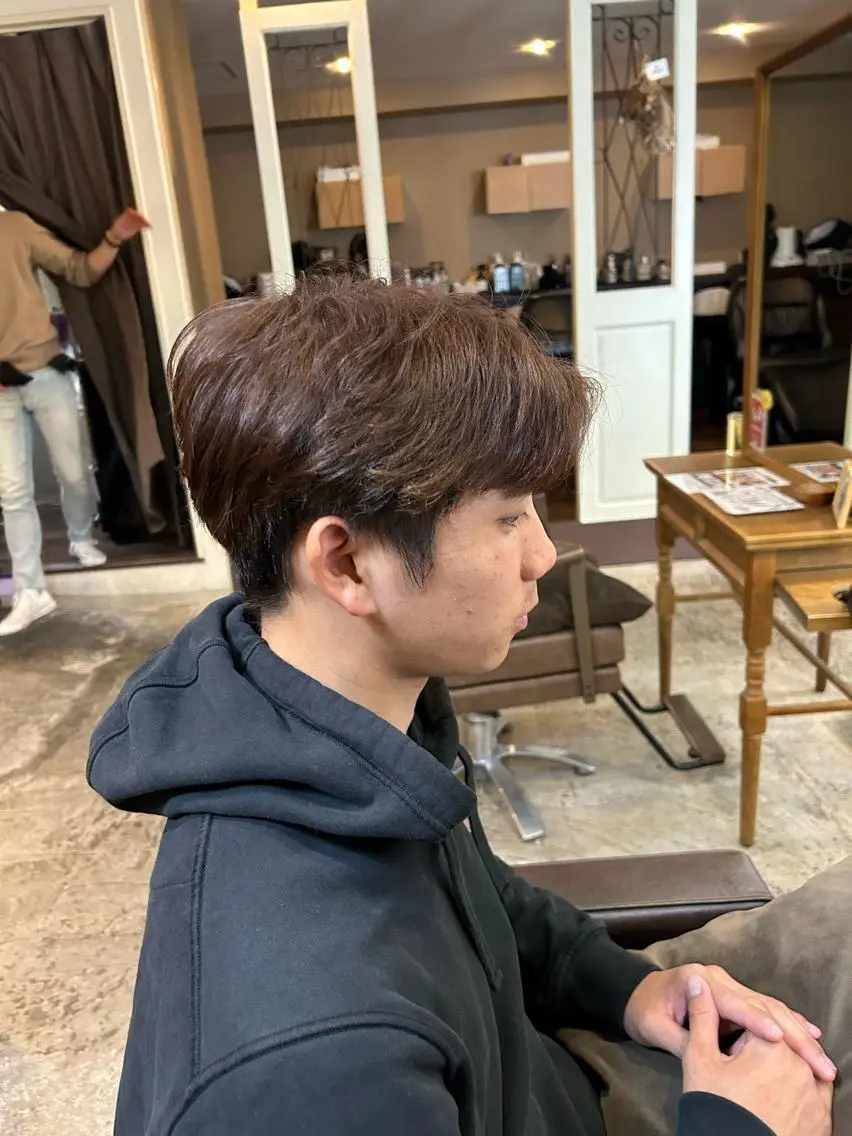 カラー メンズ 小澤 一稀のヘアスタイル