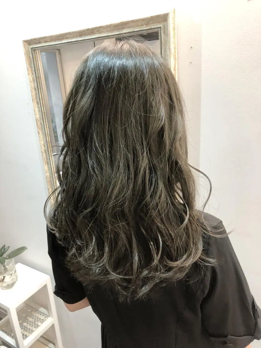 カラー アディクシーカラー 透明感カラー グレージュ カット ヘアカラー トリートメント ヘッドスパ グレージュ/髪質改善 Yamato.hのヘアスタイル