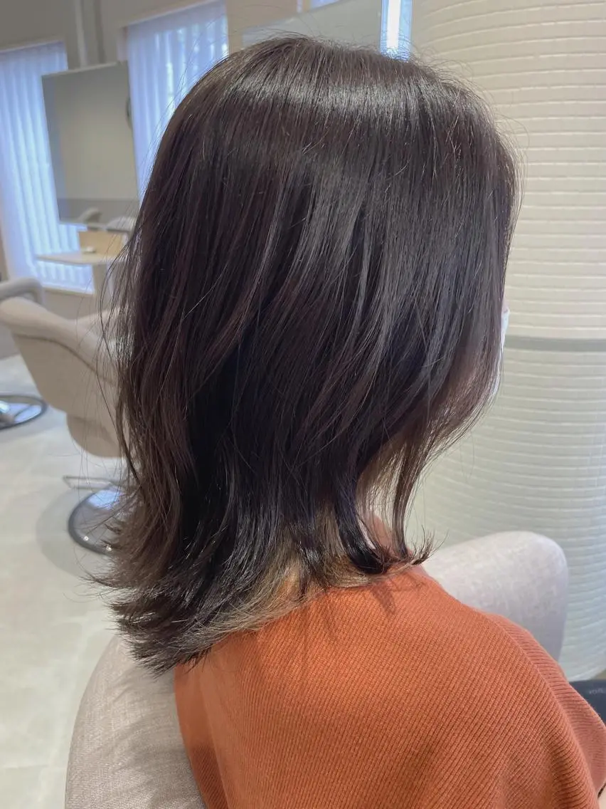 ミディアム アッシュ 髪質改善お任せ ください♪ひとみのヘアスタイル