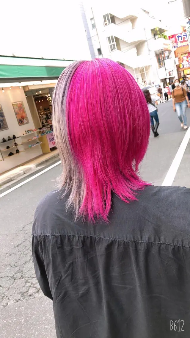 ミディアム デザインカラー🎨 下北沢 / 磯部のヘアスタイル