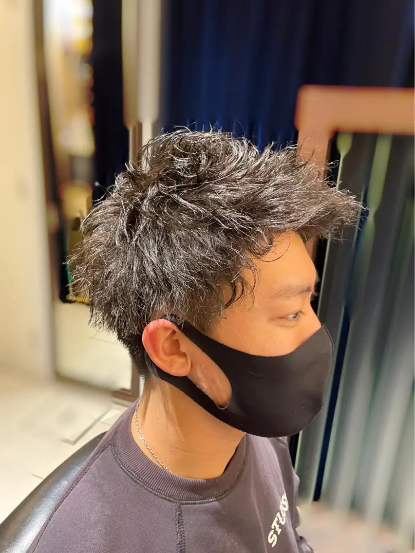 ショート パーマ メンズ カット パーマ 岡崎 隆晟のヘアスタイル