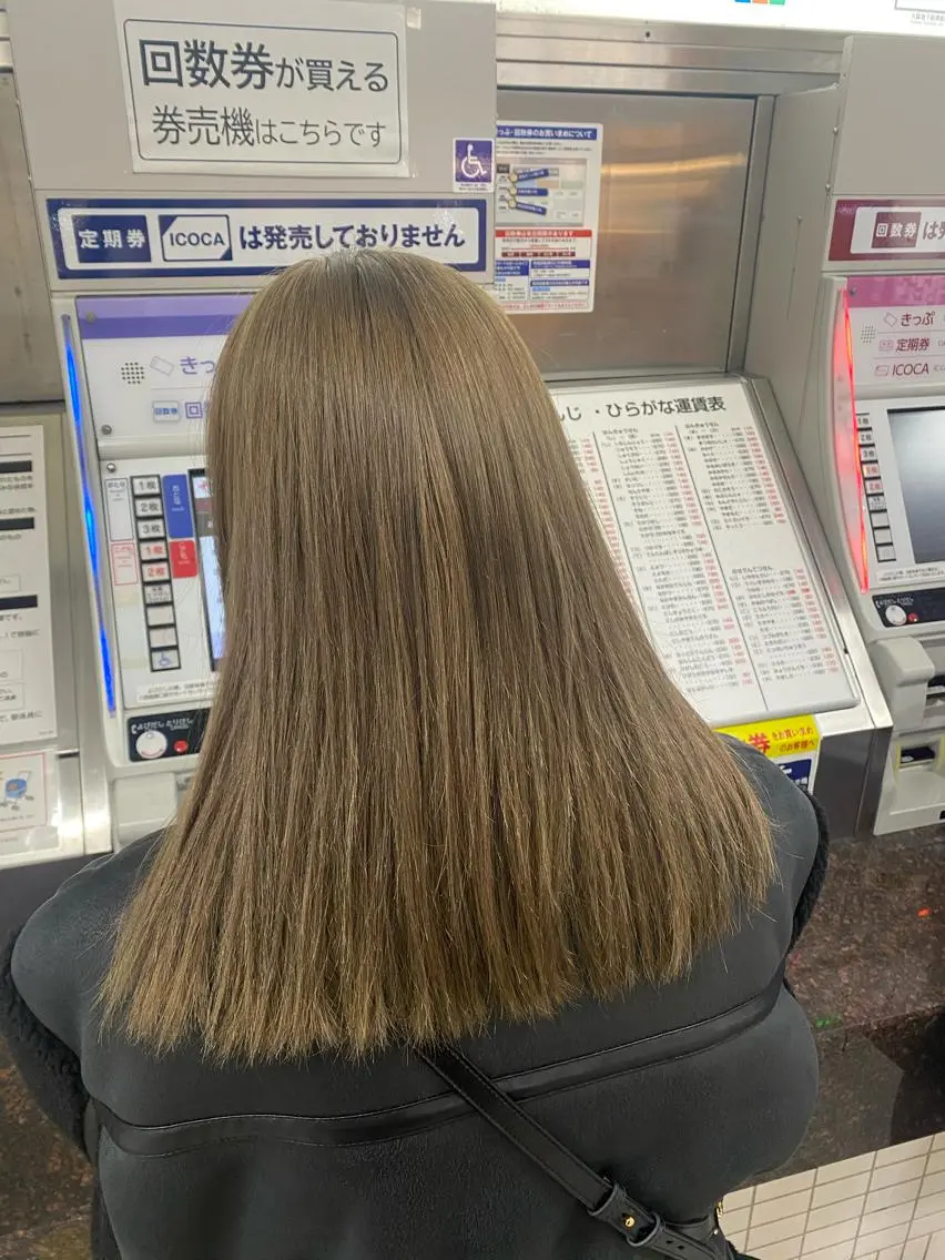 ロング カラー ブリーチ ケアブリーチ トリートメント ヘアカラー トリートメント 竹添 有梨沙のヘアスタイル
