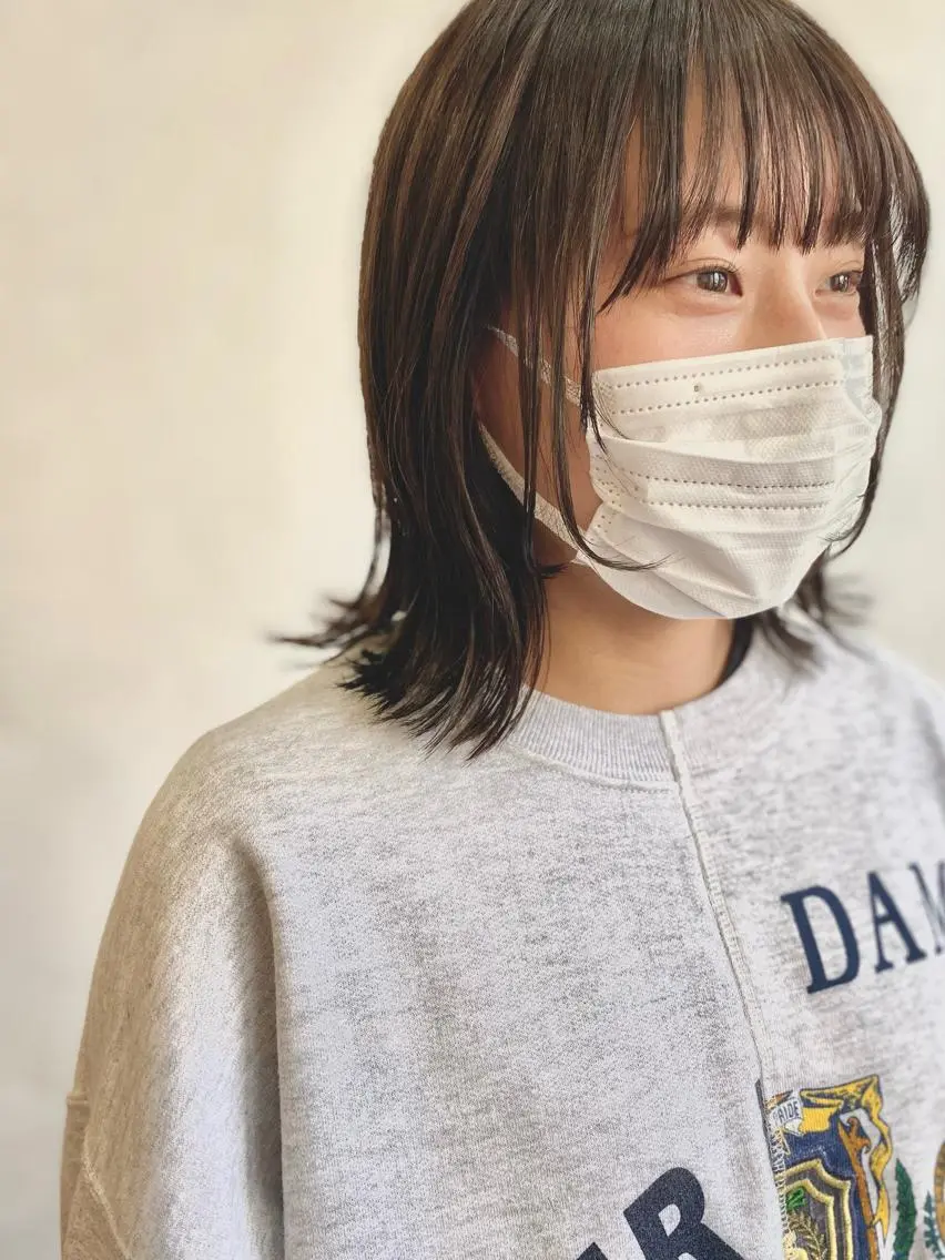 ショート カット ヘアカラー 秋谷 伸江のヘアスタイル