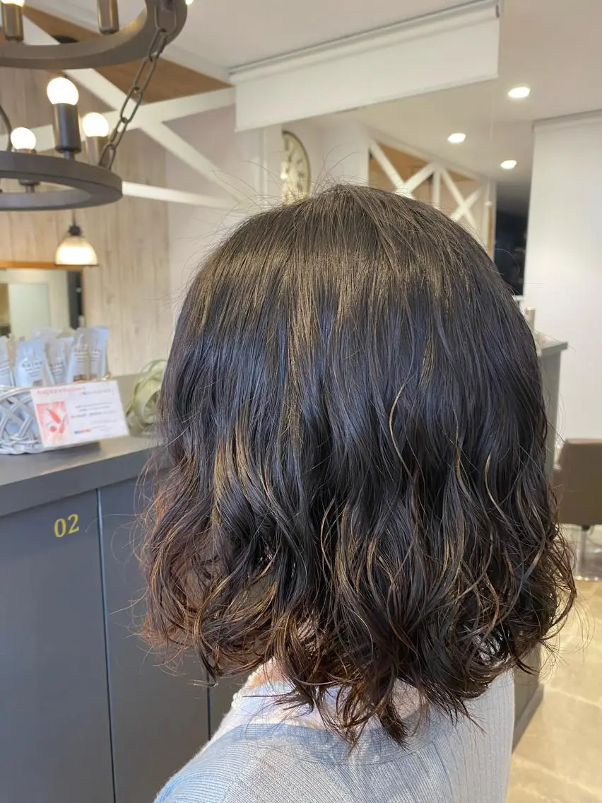 ミディアム パーマ ミディアムパーマ 柴田 枝利子のヘアスタイル