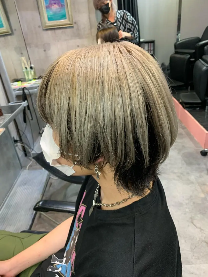 ショート カラー メンズ ヘアカラー ハイトーン/メンズ/ ウルフ特化 小松のヘアスタイル