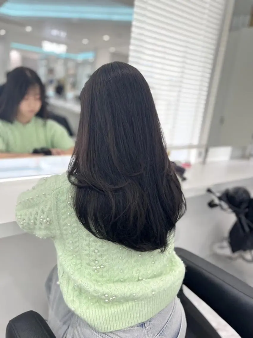 カラー official TUNE銀座🪞🪽のヘアスタイル