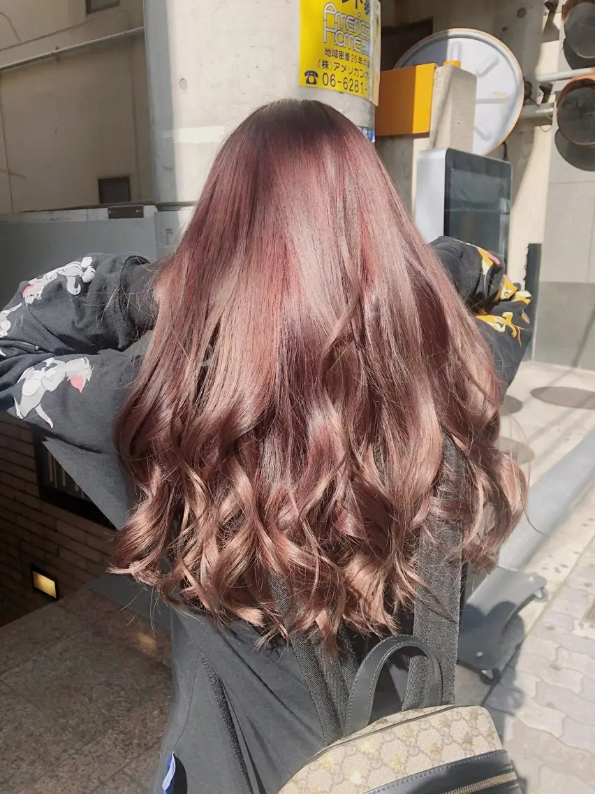 セミロング カラー ブリーチ ブラウンカラー ピンクカラー ピンクブラウン レイヤー/エクステ alpha下妻のヘアスタイル