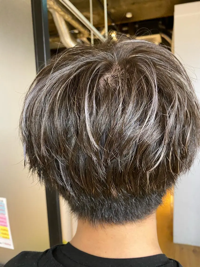 カラー ヘアアレンジ メンズ メンズハイライト ハイライトカラー 久米 治仁のヘアスタイル