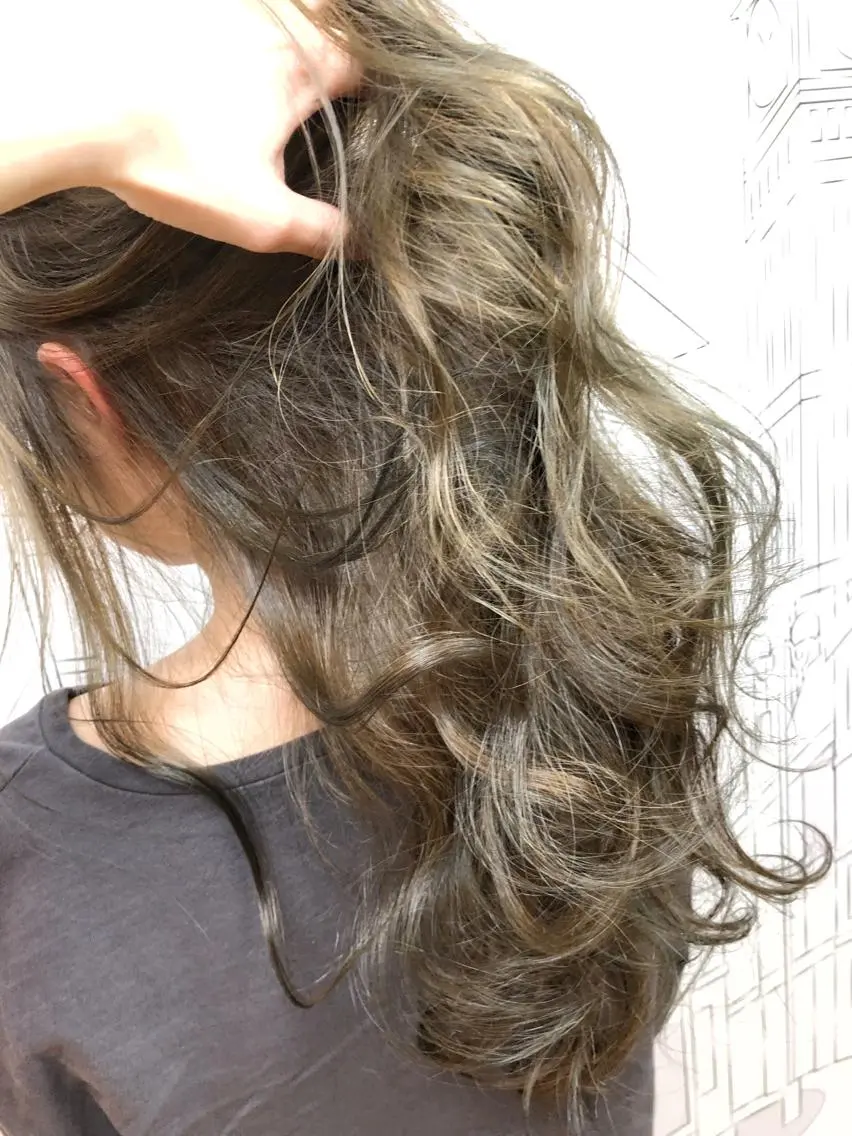 セミロング カラー グレージュ 外国人風カラー ヘアカラー レイヤー⭐️カラー ⭐️平川雅史のヘアスタイル