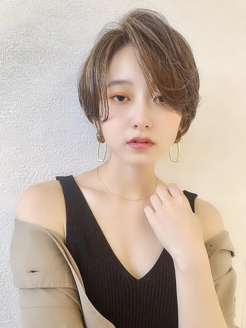 ショート カラー アッシュ ベージュカラー ショートヘア カット ヘアカラー トリートメント 韓国ヘア特化型美容師 カワノマイ🇰🇷のヘアスタイル
