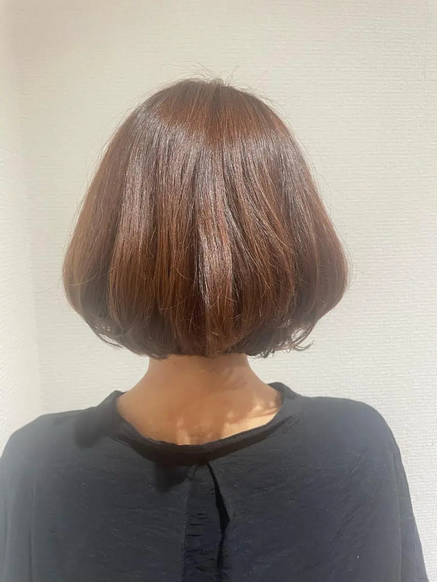ショート Uhair師勝. 伏江優海のヘアスタイル