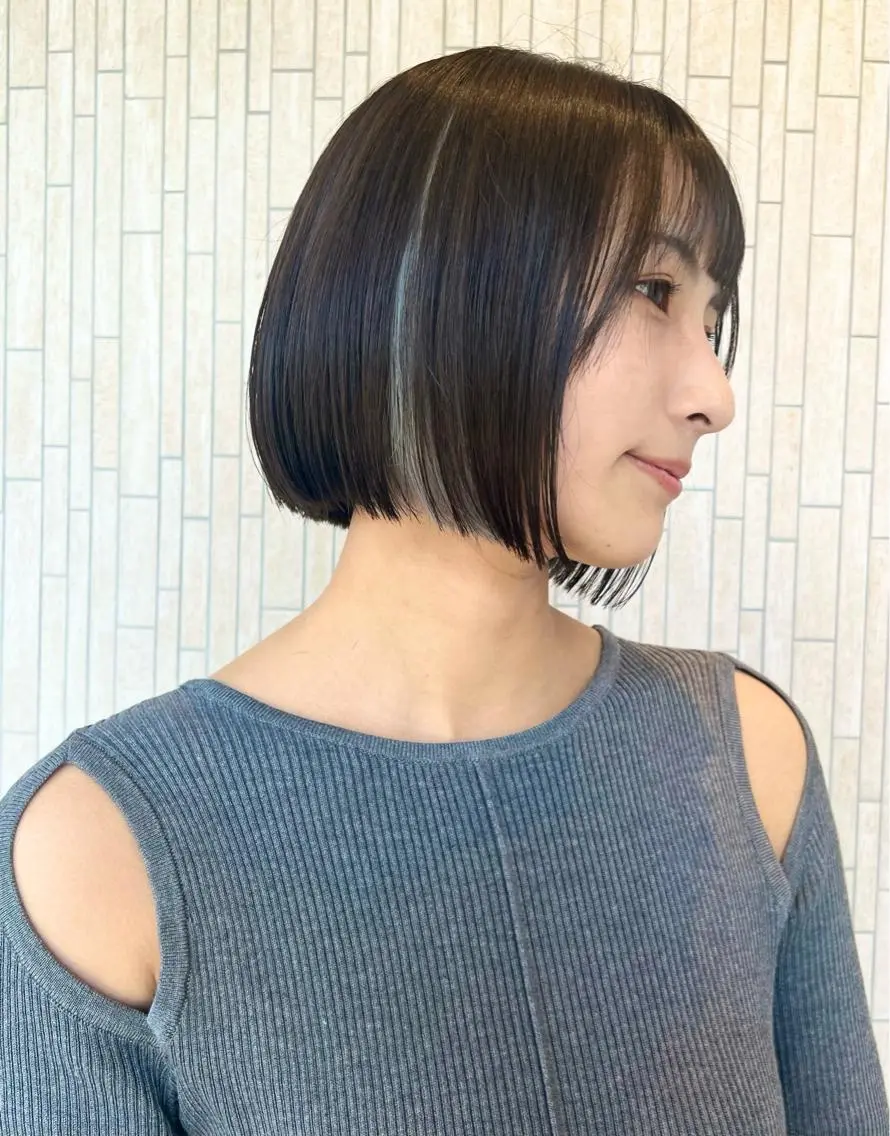 ショート ヘアカラー Aya/四条烏丸/ 酸性ストレートのヘアスタイル