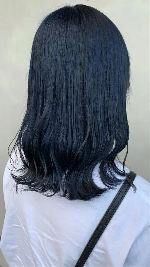 カラー 黒髪 ブリーチ ブルーカラー ブルーブラック 名古屋/デザイン/ ブリーチ/松井亮磨のヘアスタイル