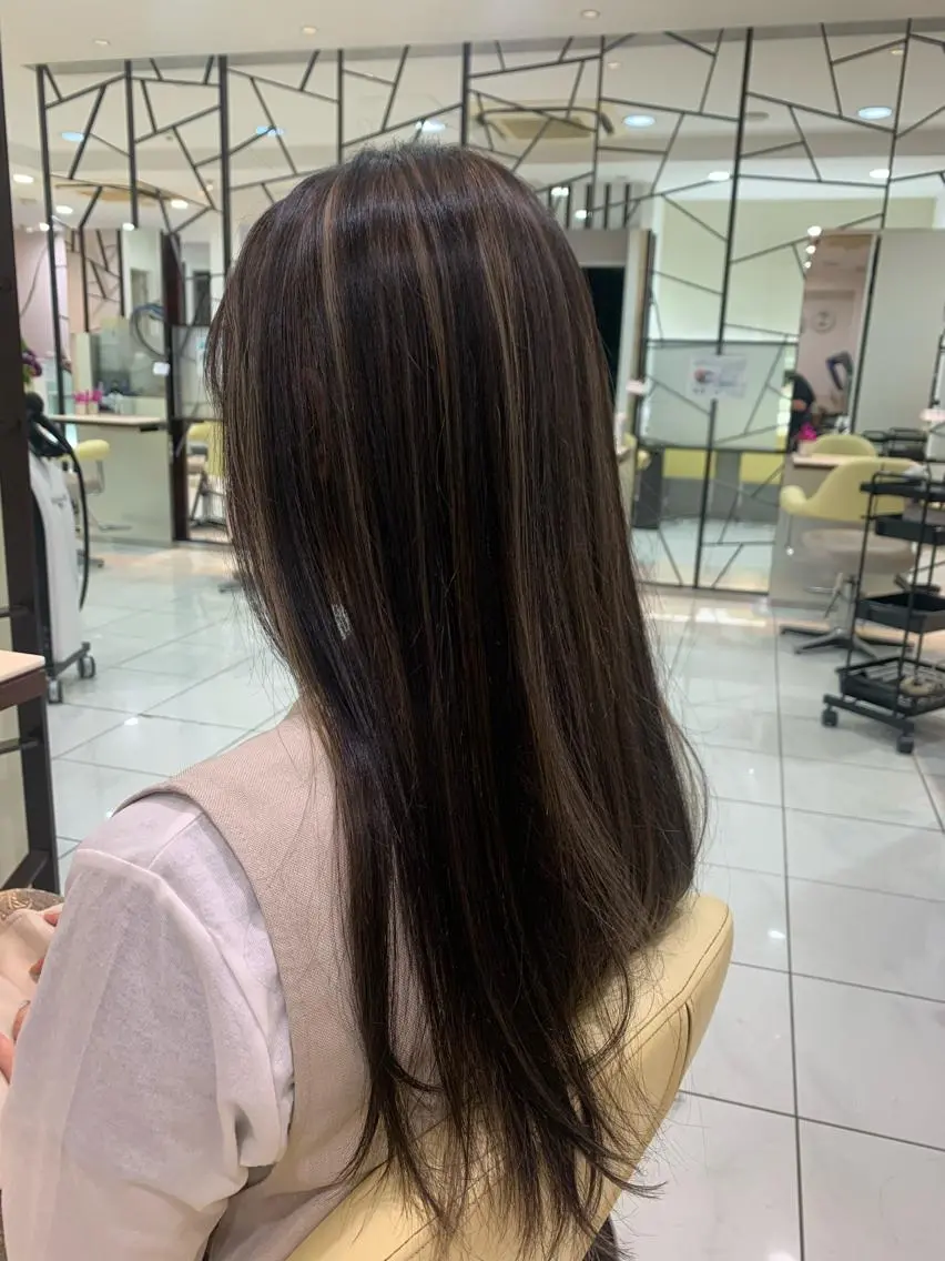 ロング 🫧髪質改善・美髪 艶髪🫧ニタ シンゴのヘアスタイル