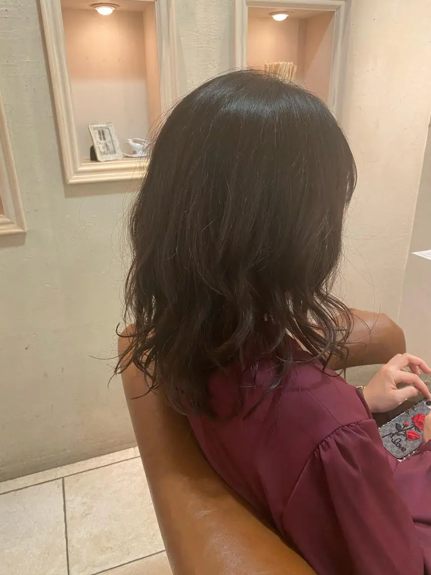 ミディアム レイヤーカット 井上 日菜乃のヘアスタイル
