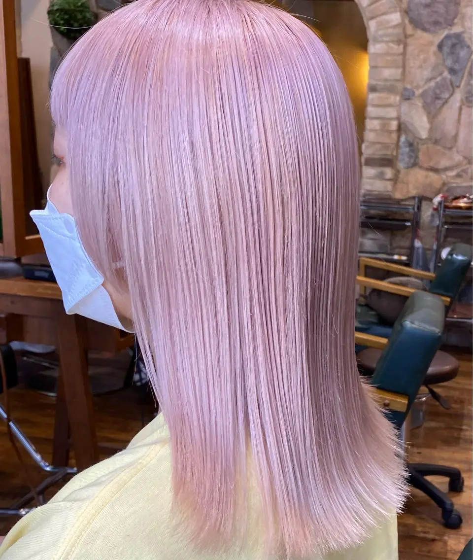 ミディアム カラー ブリーチ ケアブリーチ ハイトーンカラー ピンクカラー シアーピンク マンツーマン 美容師💚コウブチのヘアスタイル