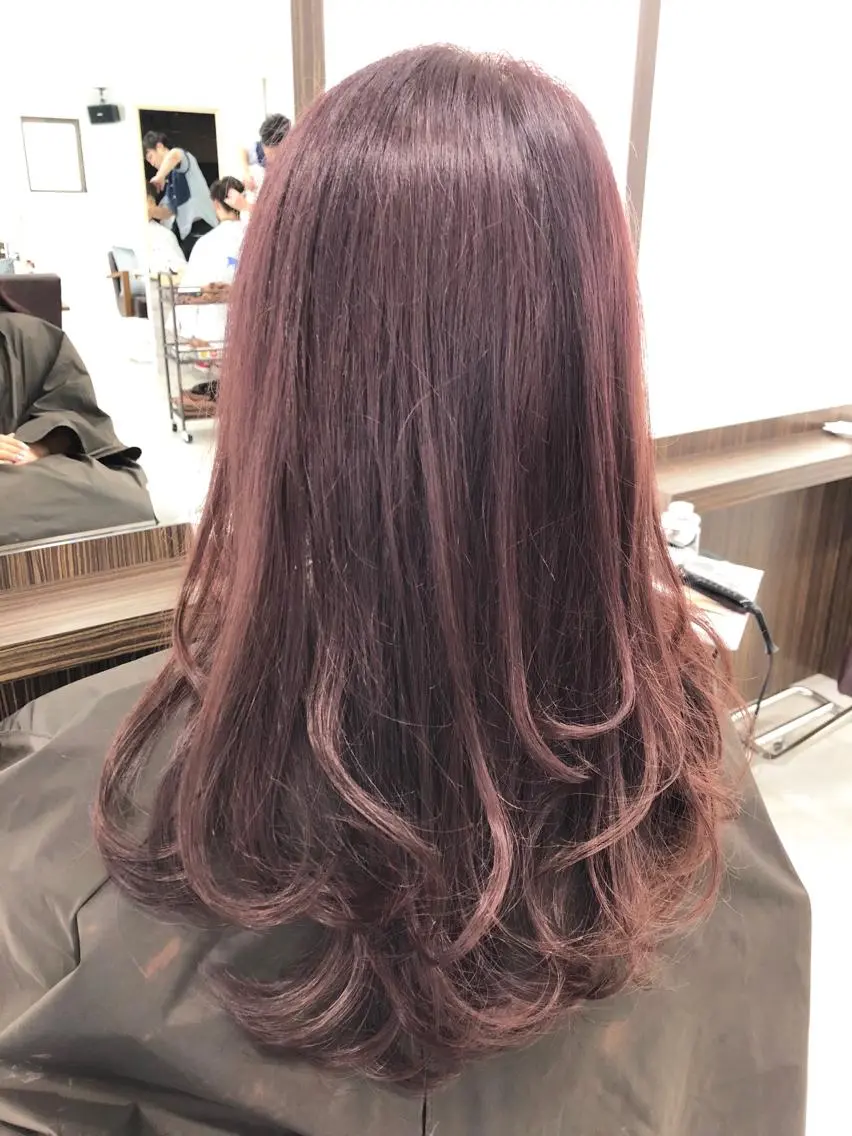 ロング カラー レッドカラー YUDA 湯田のヘアスタイル