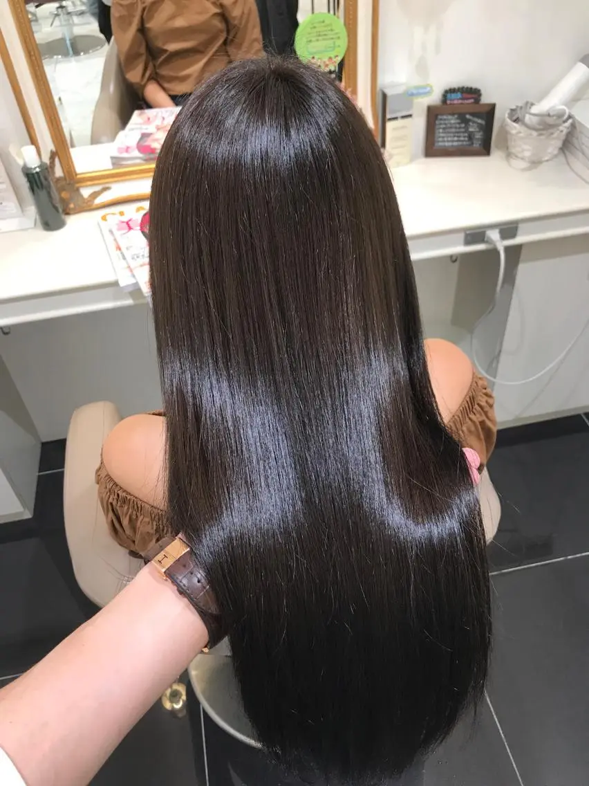 ロング トリートメント Ash 戸田公園店のヘアスタイル