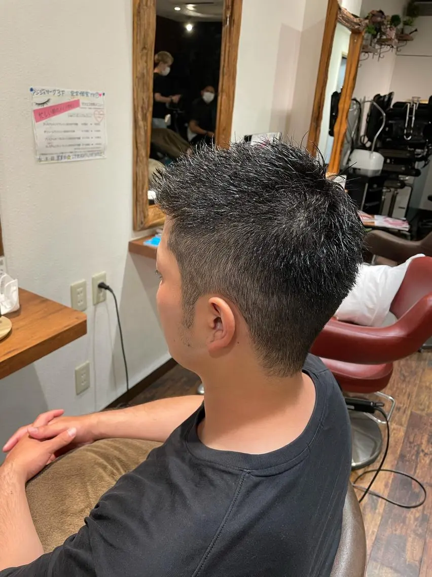 ショート メンズ モヒカン ソフトモヒカン メンズベリーショート ベリーショート ショートヘア カット Wataru 髪質改善カラー💎のヘアスタイル