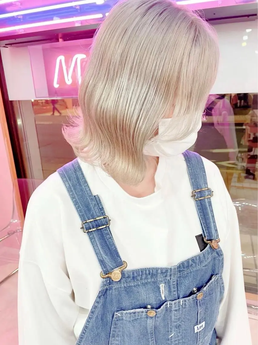 ミディアム カラー パーマ ヘアアレンジ キッズ アッシュ アッシュグレー アッシュグレージュ バレイヤージュ ミストバング 柔らかカラー/ レイヤーYUTO🧋のヘアスタイル