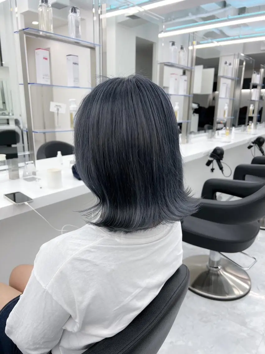 カラー 艶髪/韓国レイヤー 🤍Houtoのヘアスタイル