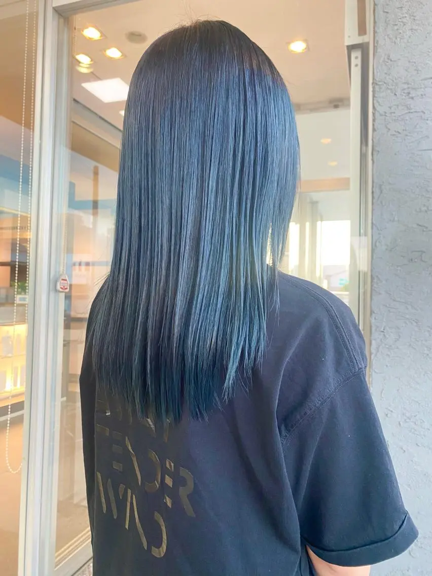 カラー ノザキ リョウスケのヘアスタイル
