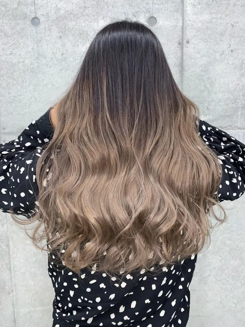 ロング カット ヘアカラー トリートメント 山田 絵里菜のヘアスタイル