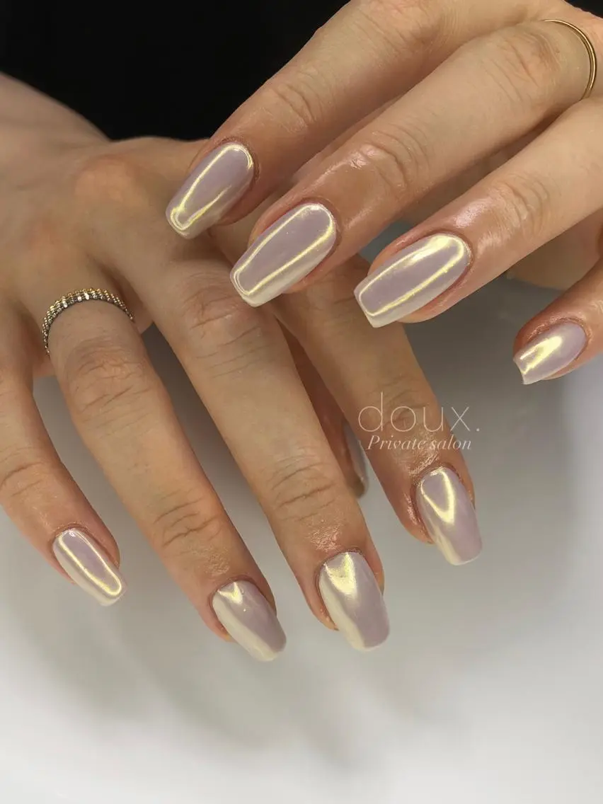 ネイル オーロラネイル ニュアンスネイル ワンカラーネイル 春ネイル ワンホンネイル doux. nailのネイルデザイン