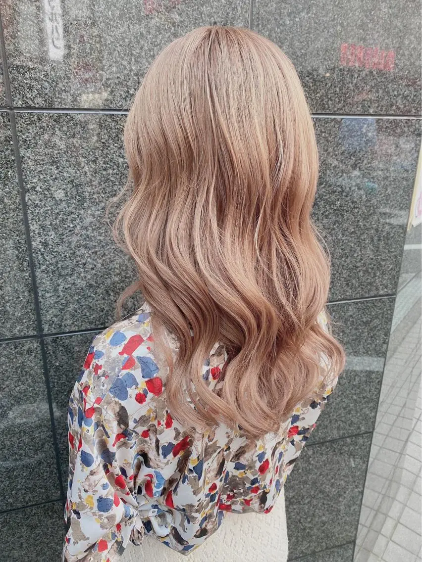 ロング カラー ヘアアレンジ ブリーチ 透明感カラー ダブルカラー インナーカラー ブリーチなしカラー 川崎のカラー職人🥣 kentaのヘアスタイル