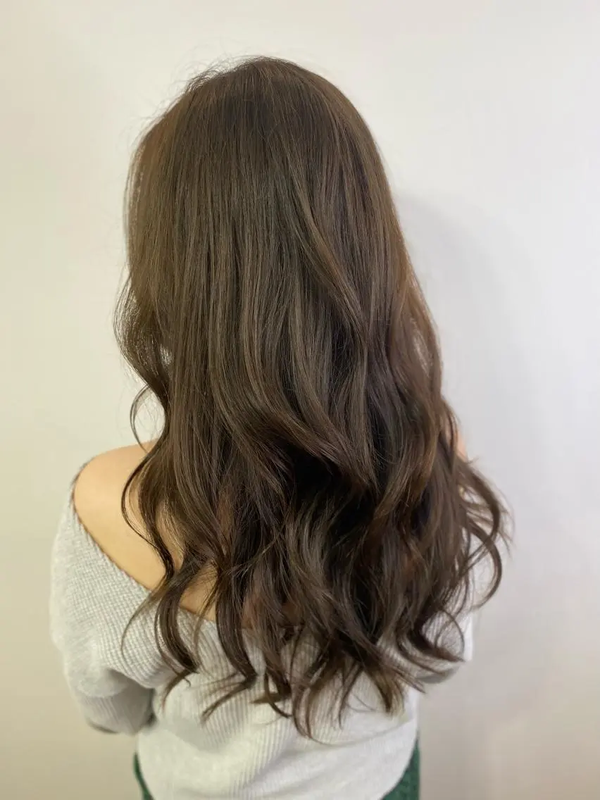 ロング カラー 透明感カラー トリートメント Luzir⭐︎ GEN⭐︎のヘアスタイル