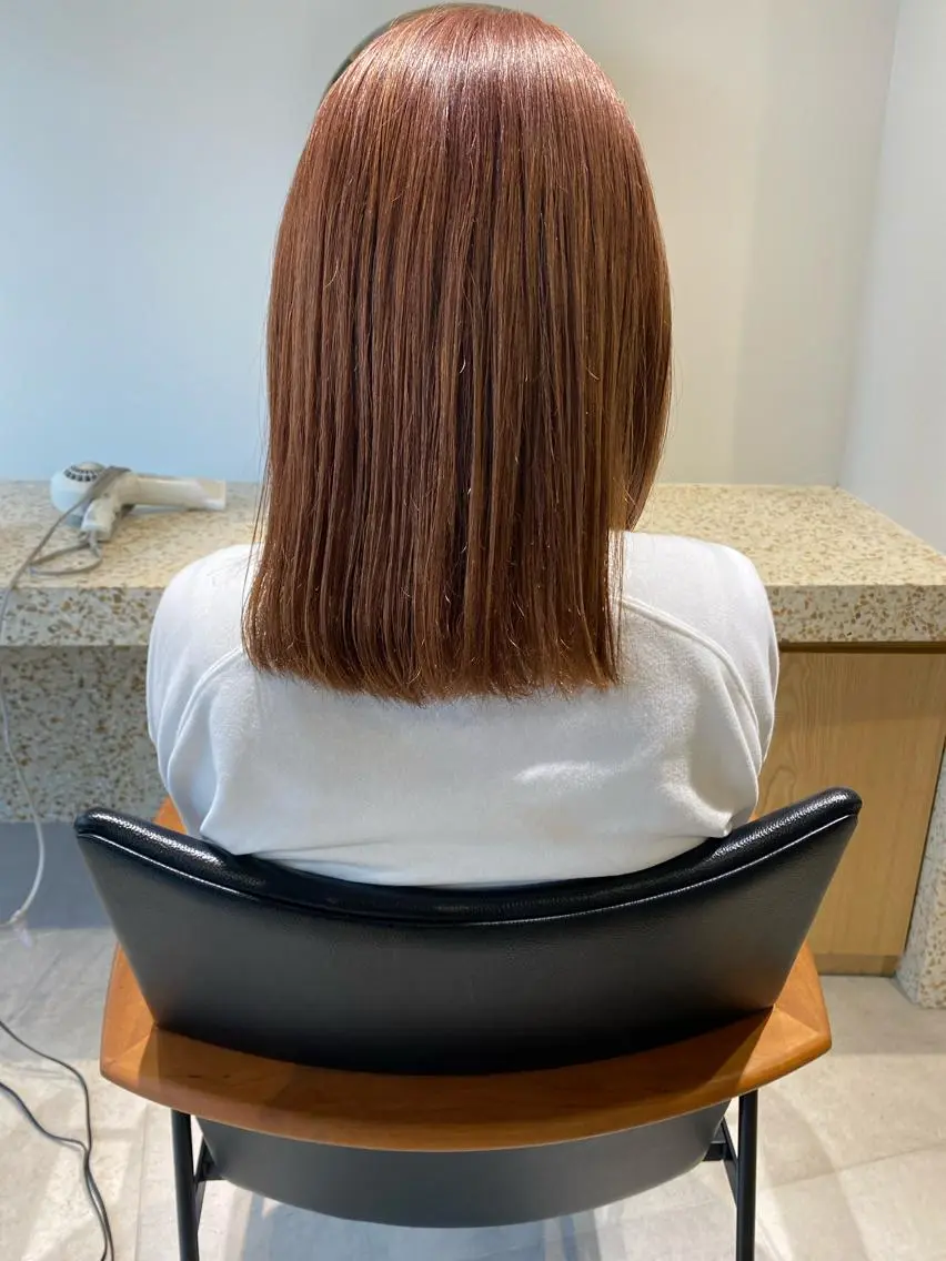 ミディアム カラー ベージュカラー ピンクカラー ピンクベージュ カット ヘアカラー three.大手前 田井 綾乃のヘアスタイル