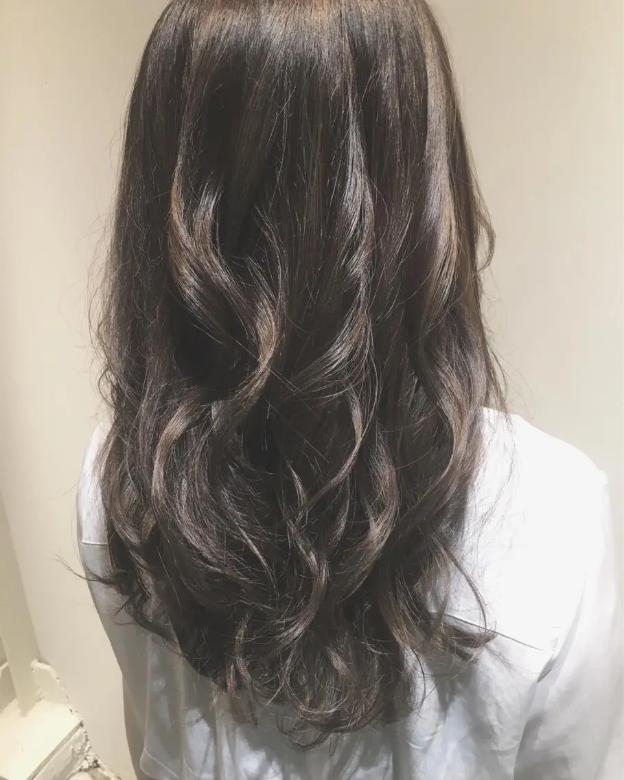 セミロング アッシュ ハイライト 【ブリーチ髪質改善 パーマ】宮田浩章のヘアスタイル