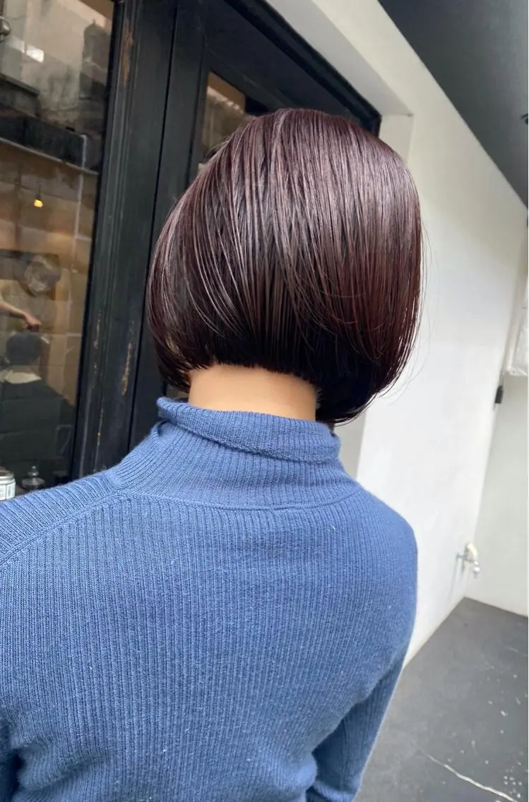 ショート カラー ボルドーカラー ボブ カット ヘアカラー トリートメント tonari 梅田、中崎町のヘアスタイル