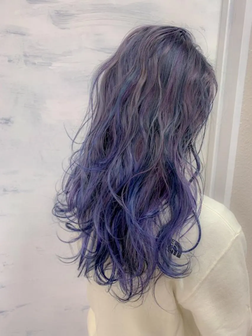 セミロング カラー ブリーチ ユニコーンカラー BOX mico.のヘアスタイル