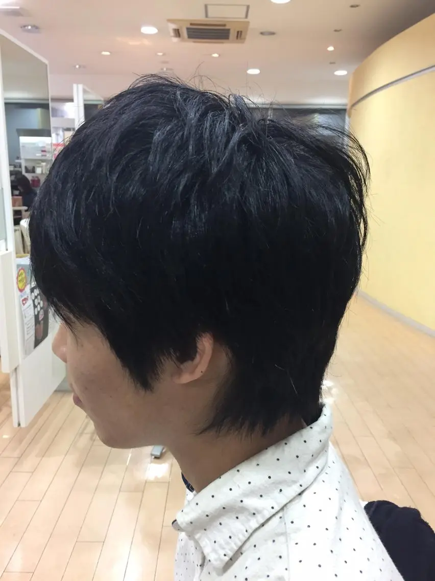 ショート メンズ メンズパーマ カット パーマ 吉川 茉由子のマツエク・マツパデザイン