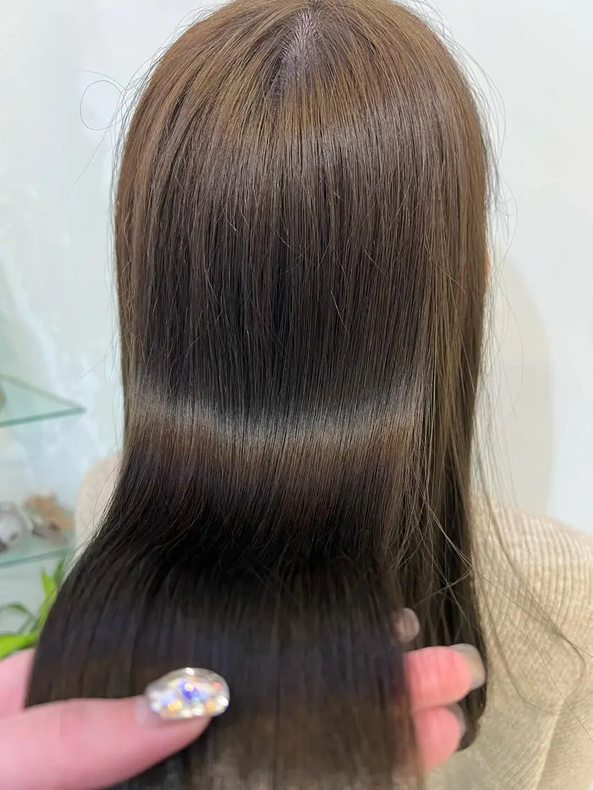 カラー トリートメント ブリーチしない暖色 カラー🥀杉 優菜のヘアスタイル