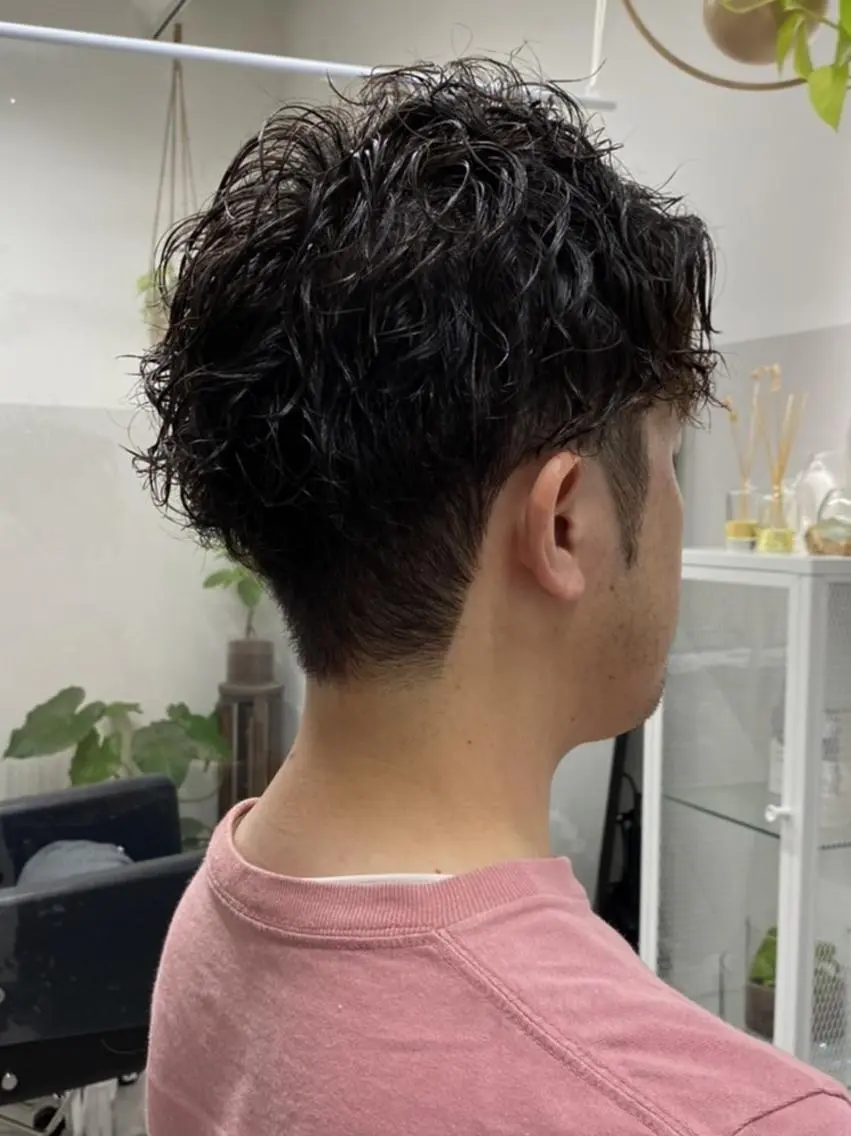 ショート メンズ パーマ メンズパーマ メンズツイストパーマ 卒業式のヘアスタイル ツイストパーマ カット パーマ メンズ&ショート LEA山村真史のヘアスタイル