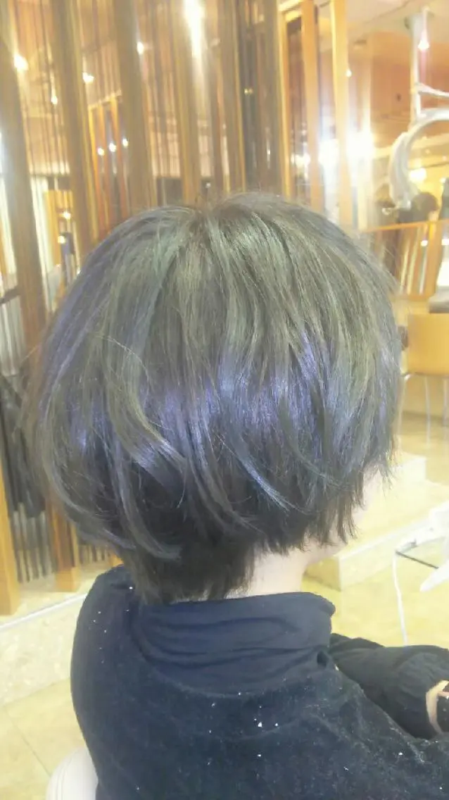 ショート カラー ショートヘア 脇田 雄大のヘアスタイル