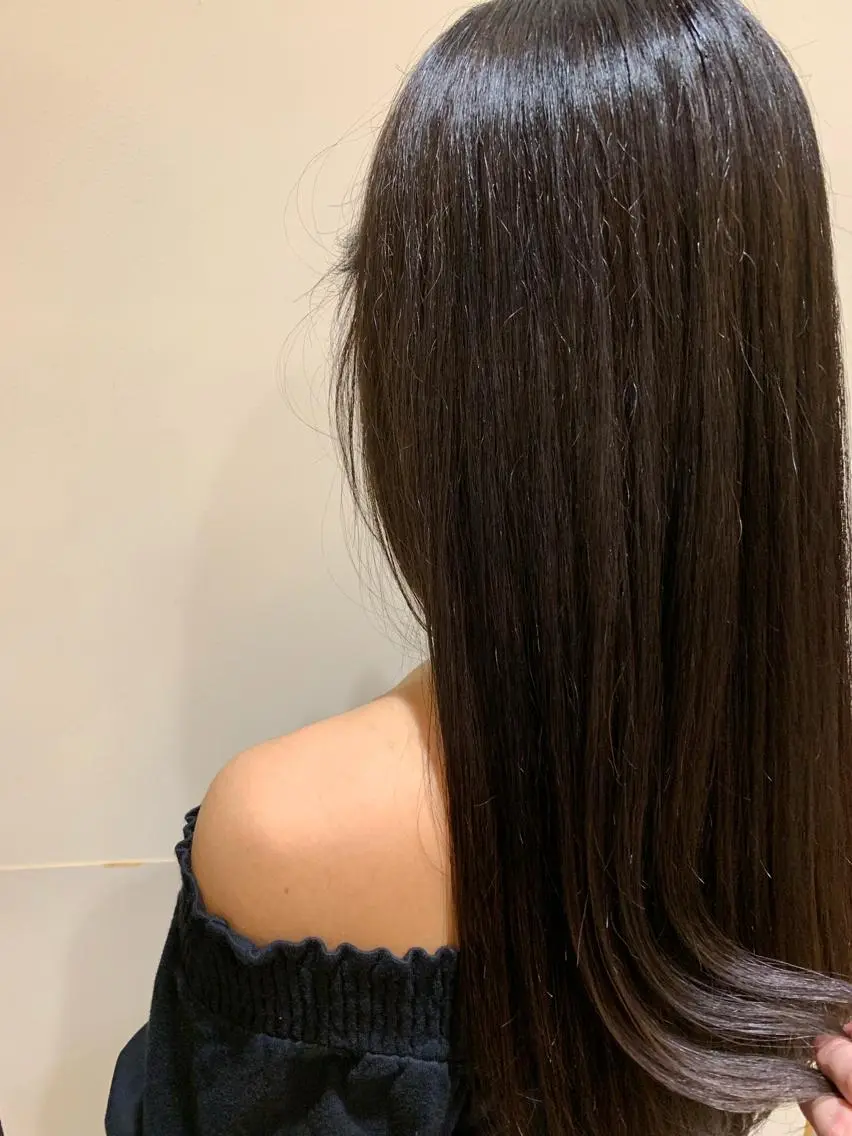 ロング カラー アッシュ バレイヤージュ ベージュカラー ブロンド ブルーカラー レイヤーカット/ 艶カラー/RYOMAのヘアスタイル