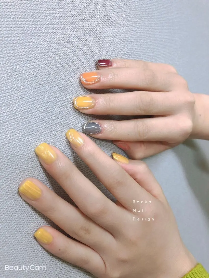 ミディアム ネイル ハンドネイル Blowe ニュアンスのネイルデザイン