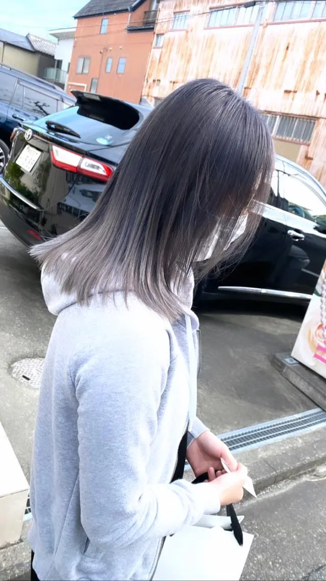 セミロング カラー ヘアカラー ハイトーンカラー🌈 メンズパーマ鈴木康平のヘアスタイル