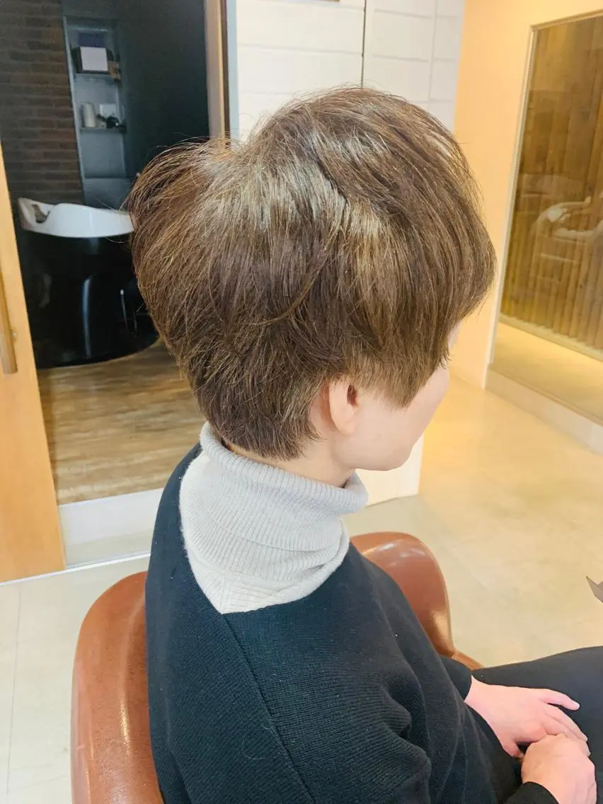 ショート 吉田 茉生のヘアスタイル
