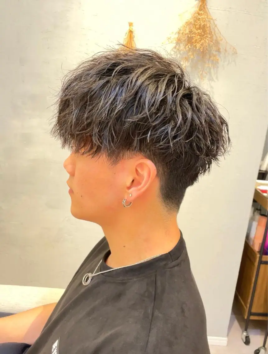 パーマ メンズ メンズパーマ メンズツイストパーマ 刈り上げ ツイストパーマ siie ヤギのヘアスタイル