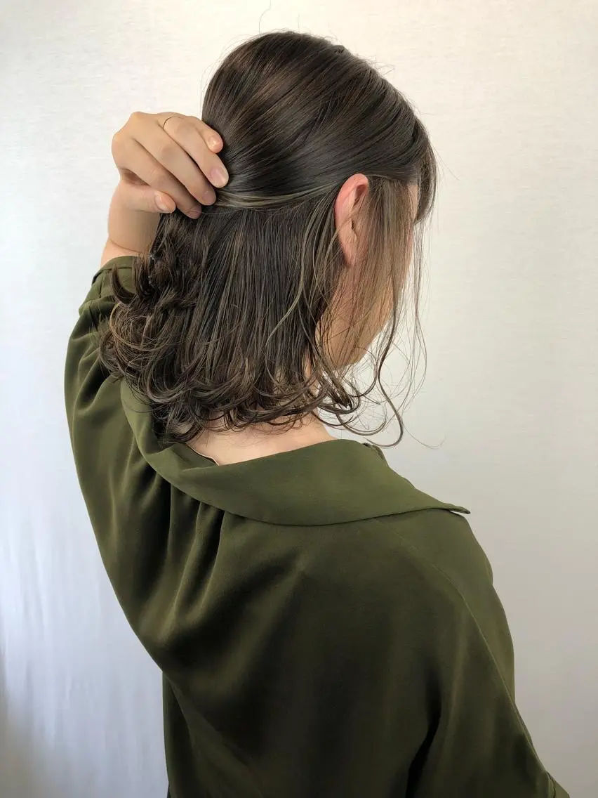 ミディアム カラー ハイライトカラー ハイライト ヘアカラー 🤍2nd🤍田所 美希のヘアスタイル