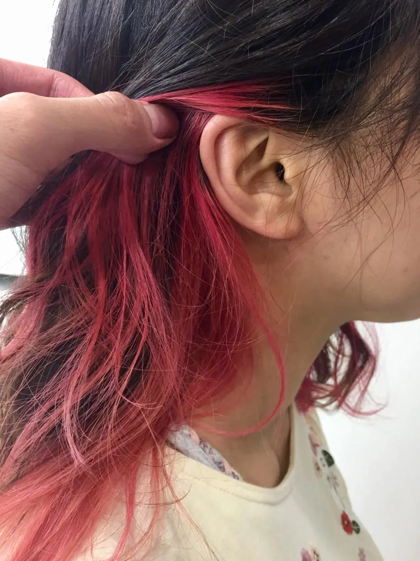 ミディアム カラー インナーカラー 岩崎 裕司のヘアスタイル