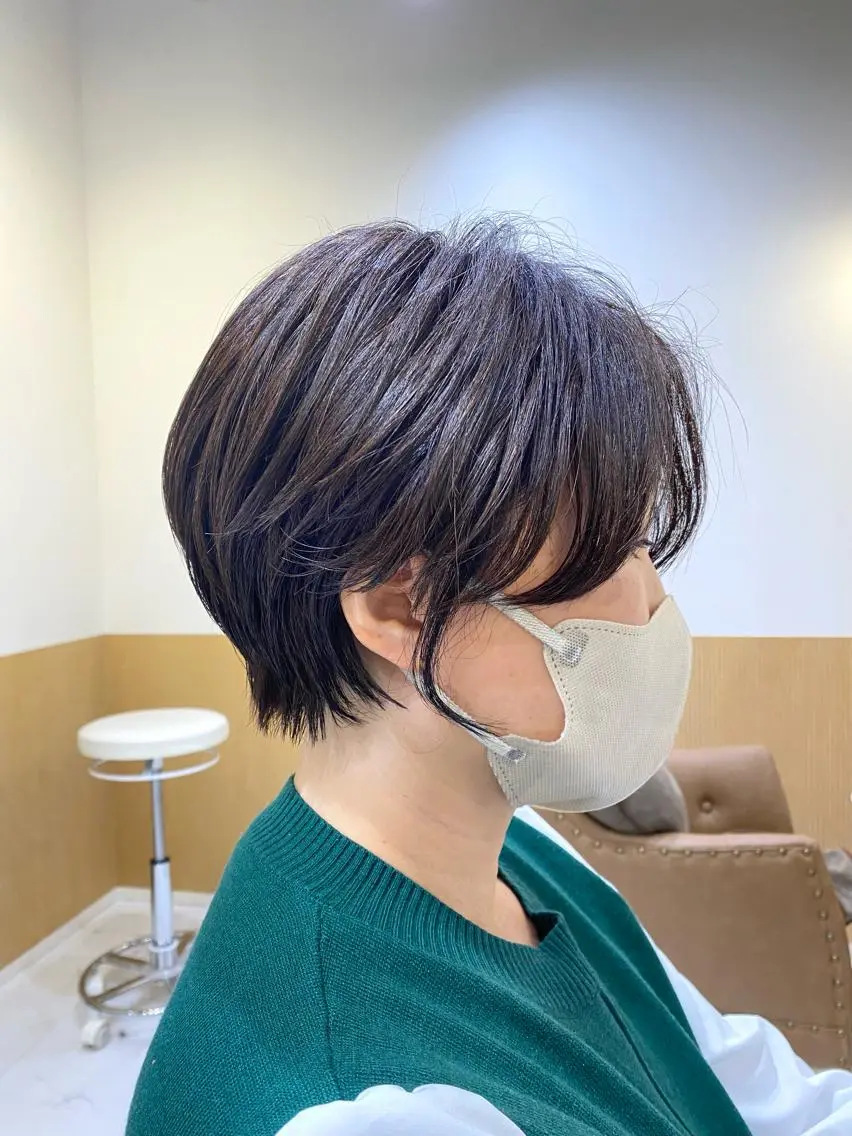 ショート カラー くびれヘア ショートヘア 坂井 茅聖のヘアスタイル