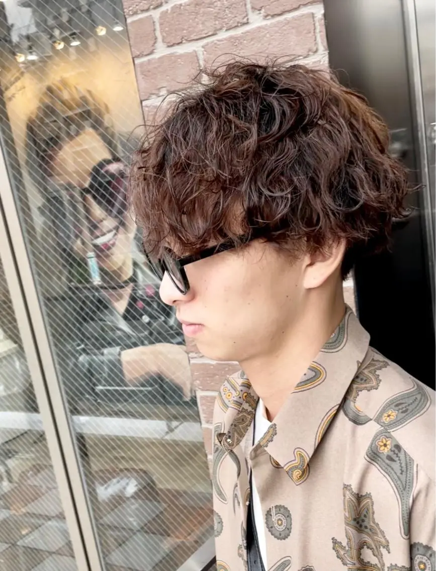 パーマ メンズ メンズパーマ スパイラルパーマ レイヤーカット/髪質 改善/矯正🤍吉田のヘアスタイル