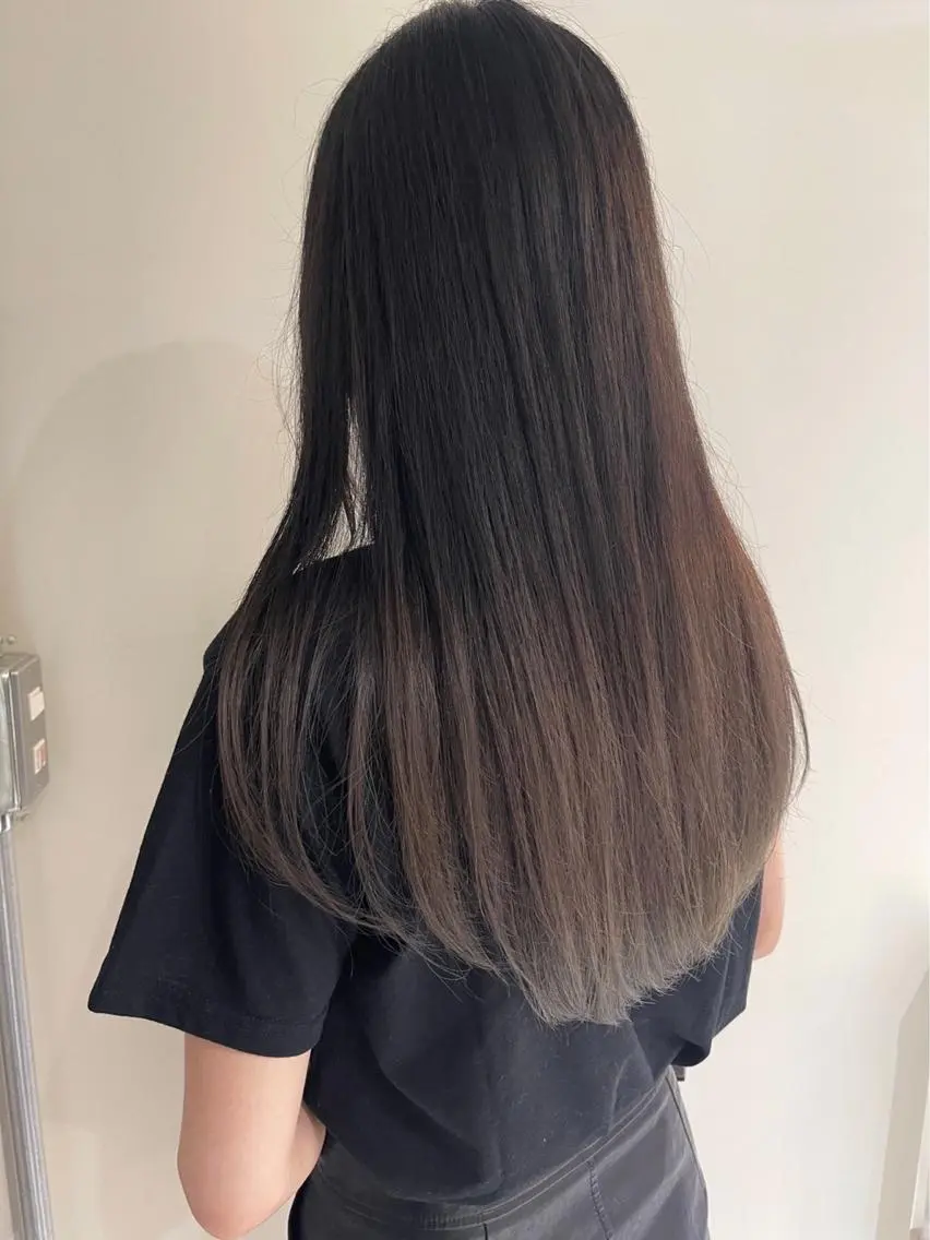 セミロング カラー パーマ ヘアアレンジ 【公式】amble luxe池袋東口🩷のヘアスタイル