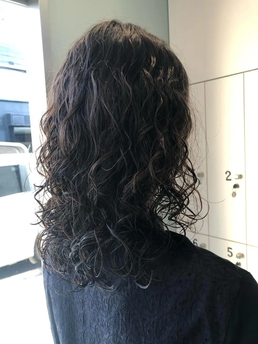セミロング セミロングパーマ カット パーマ トリートメント 高澤 貴大のヘアスタイル