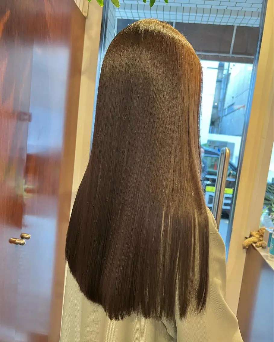 ロング カラー アクアカラー 髪質改善 トリートメント 柔らかブラウン/顔周 りレイヤー♡ユウシのヘアスタイル